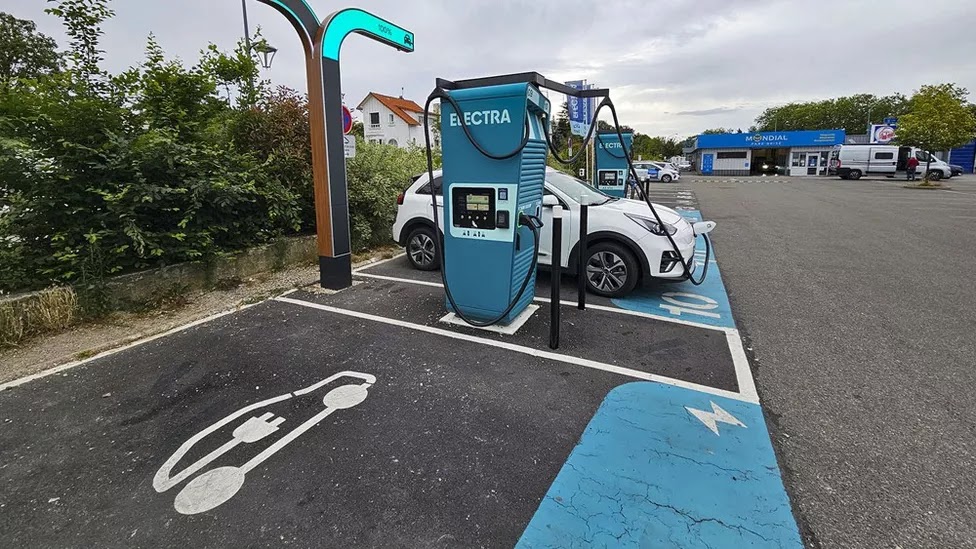 Automobile : ce que le passage à l’électrique va coûter aux finances publiques