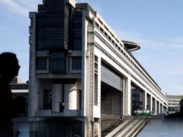 Croissance, emploi, pouvoir d’achat : pourquoi l’économie française décroche-t-elle ?